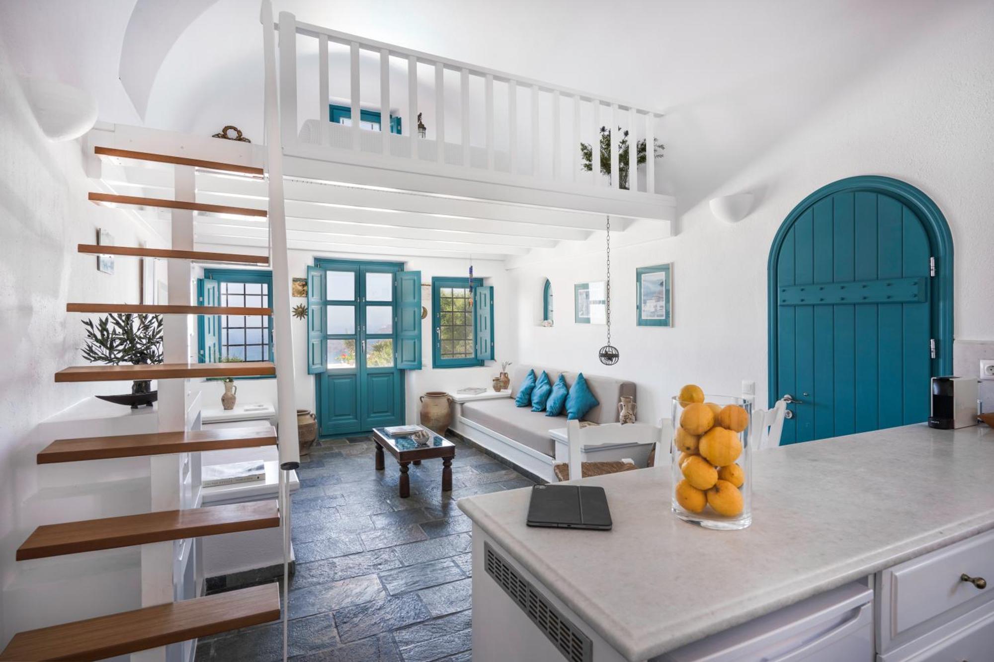 Villa Oinos - Sunset Views Ormos Athinios ภายนอก รูปภาพ