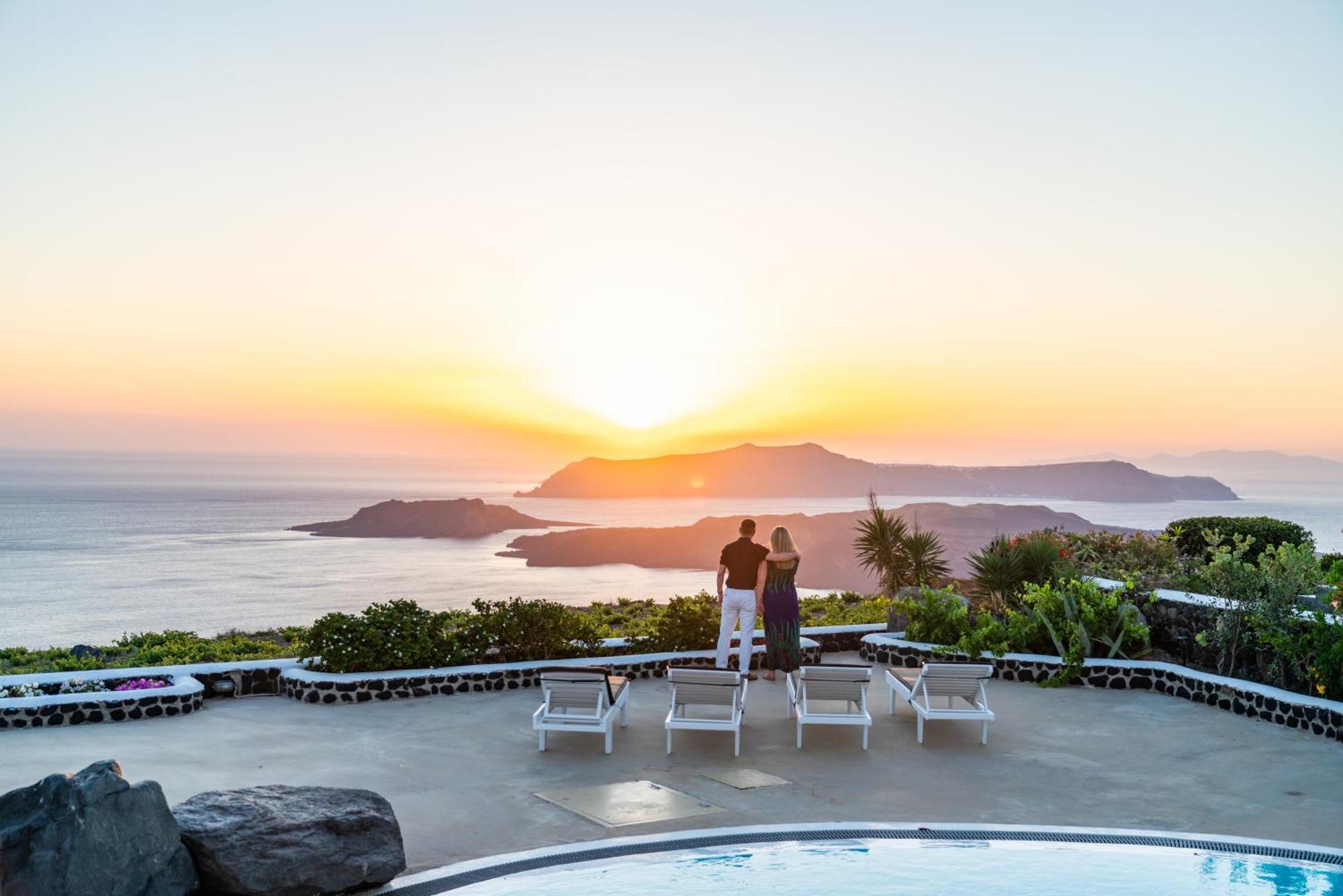 Villa Oinos - Sunset Views Ormos Athinios ภายนอก รูปภาพ