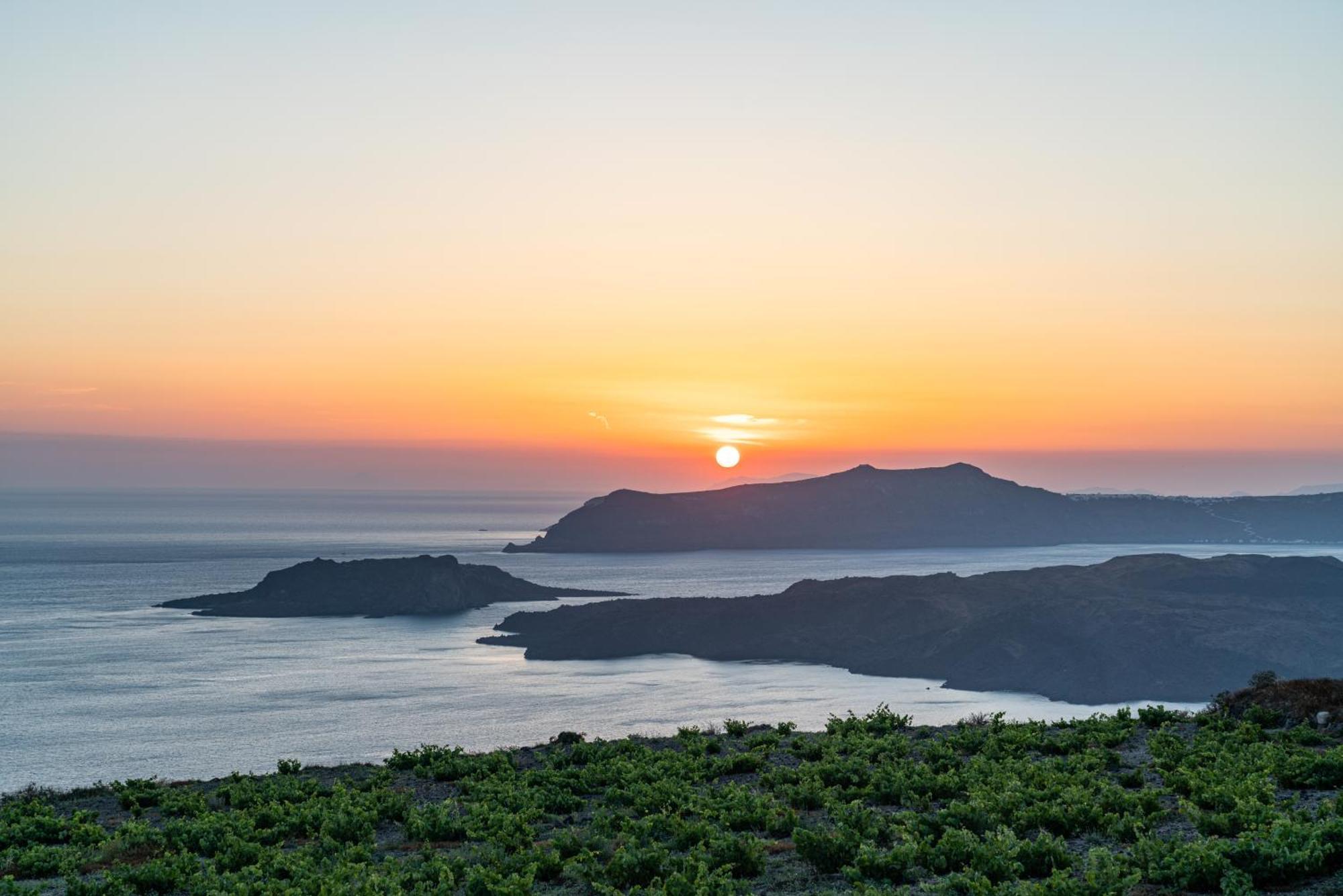 Villa Oinos - Sunset Views Ormos Athinios ภายนอก รูปภาพ